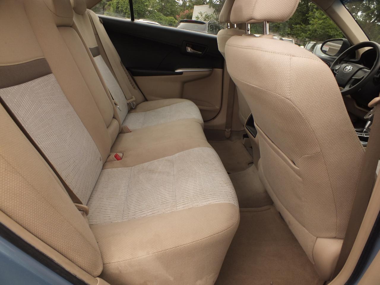 Toyota Camry Hybrid 4dr Sdn XLE (Natl) 2012