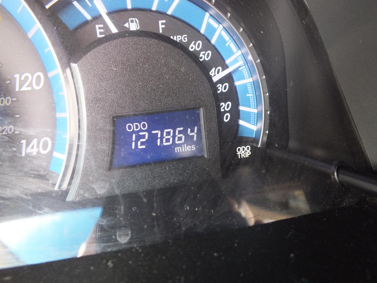 Toyota Camry Hybrid 4dr Sdn XLE (Natl) 2012