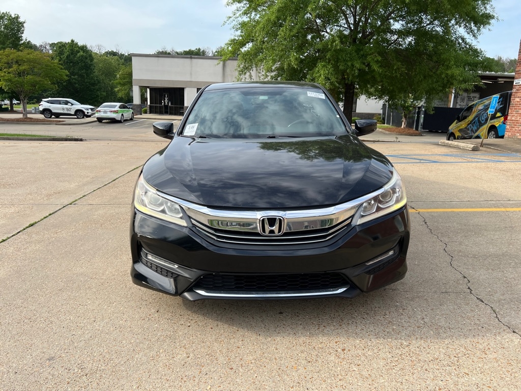 2016 Honda Accord Sport photo 4