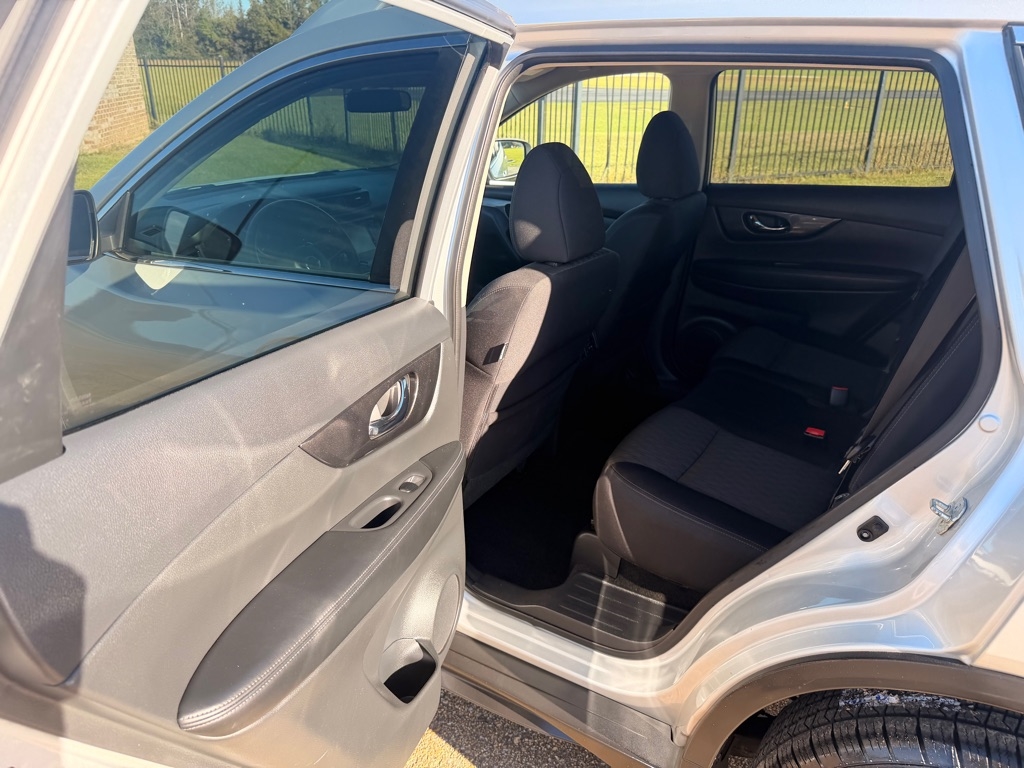 Nissan Rogue SV AWD 2017