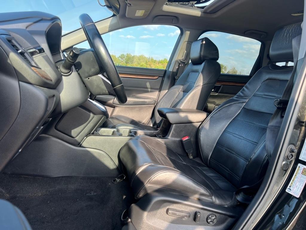 2017 Honda CR-V Touring - Photo 11