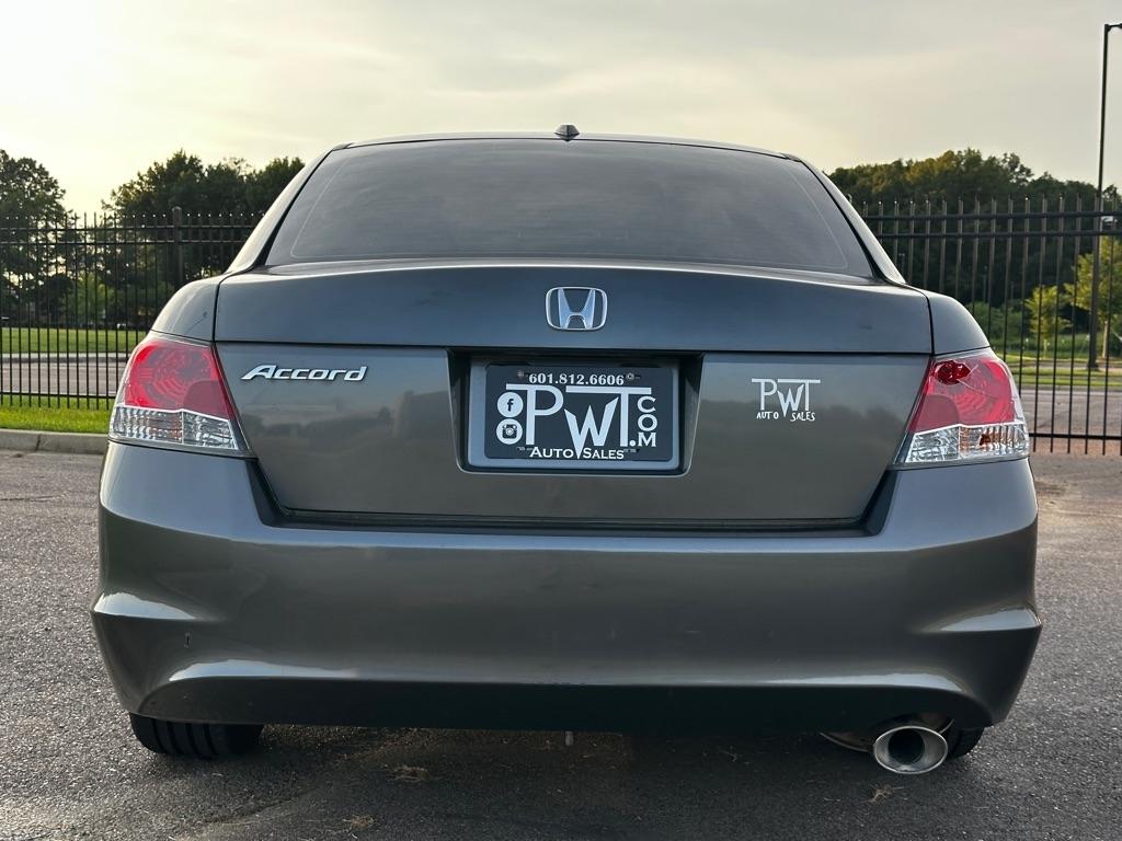 Honda Accord EX-L Sedan AT 2010