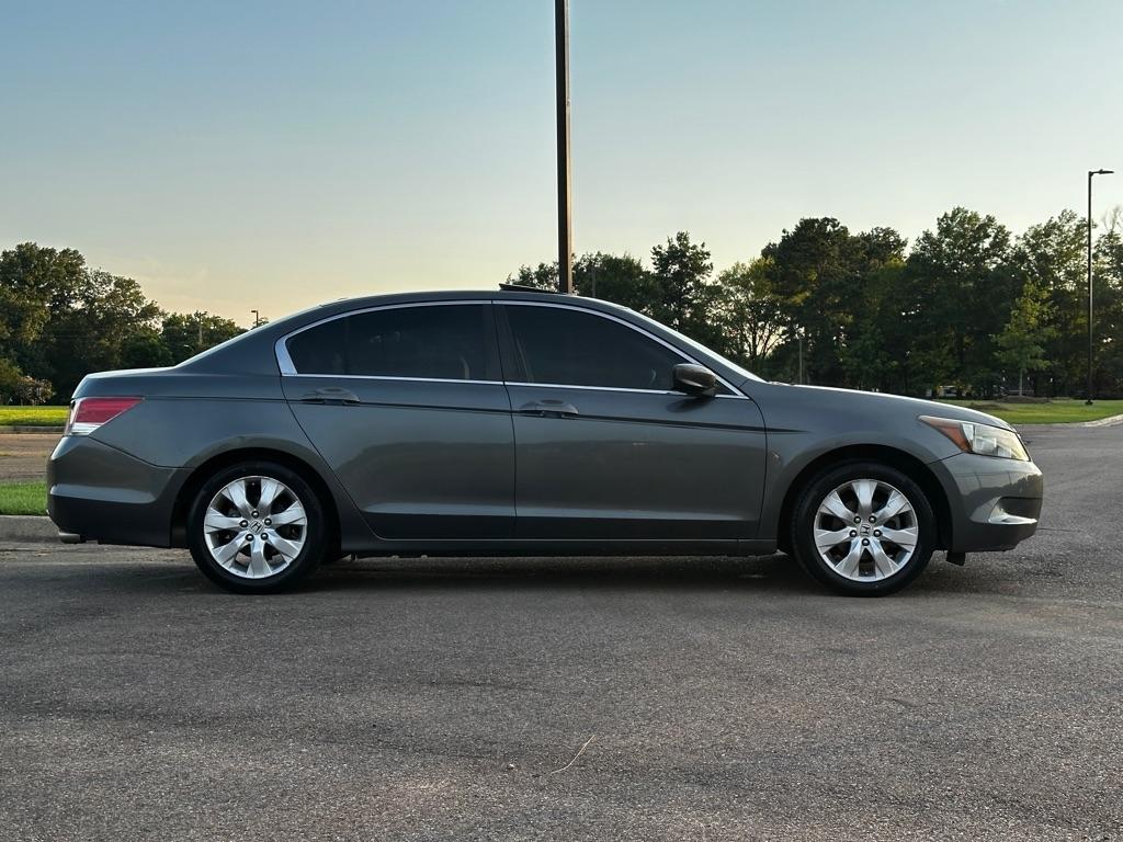 Honda Accord EX-L Sedan AT 2010