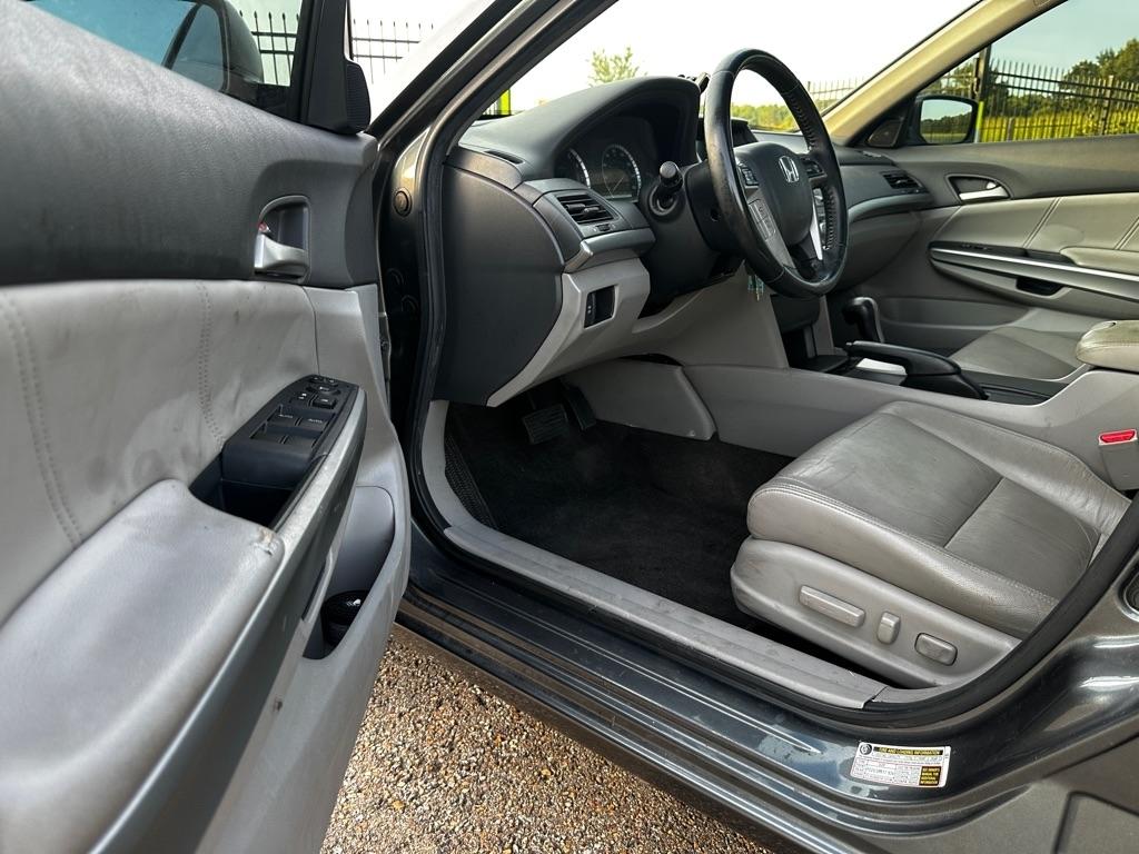 Honda Accord EX-L Sedan AT 2010