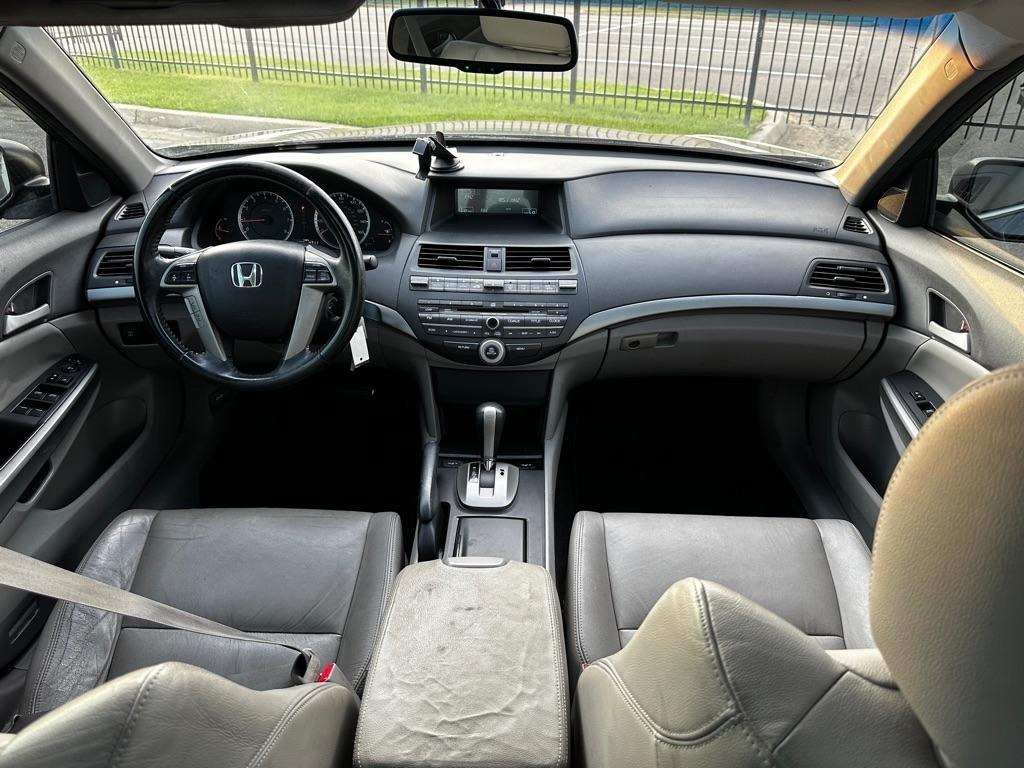 Honda Accord EX-L Sedan AT 2010