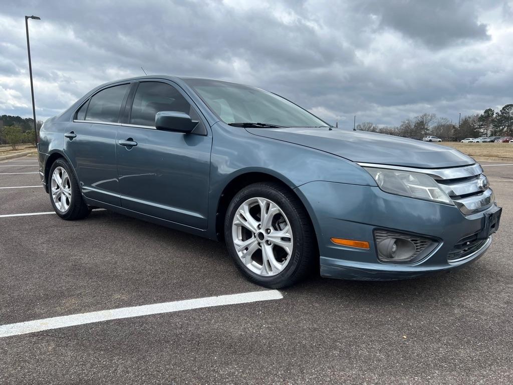 Ford Fusion SE 2012