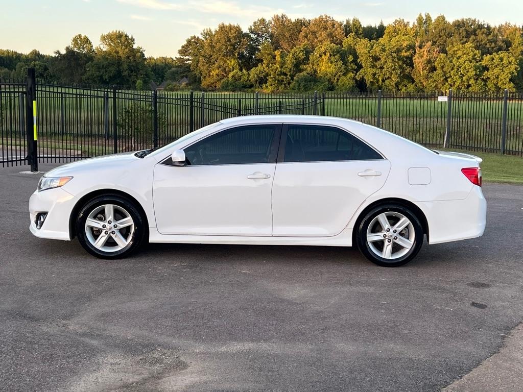 Toyota Camry L 2014