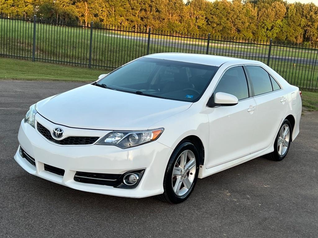 Toyota Camry L 2014