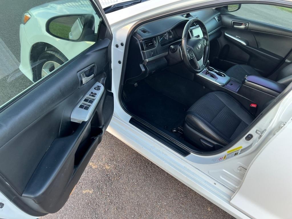 Toyota Camry L 2014