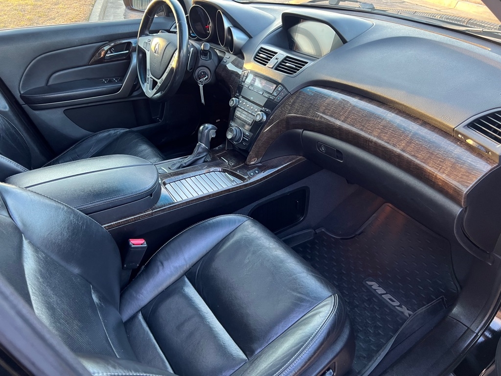 Acura MDX 6-Spd AT w/Advance Package 2011