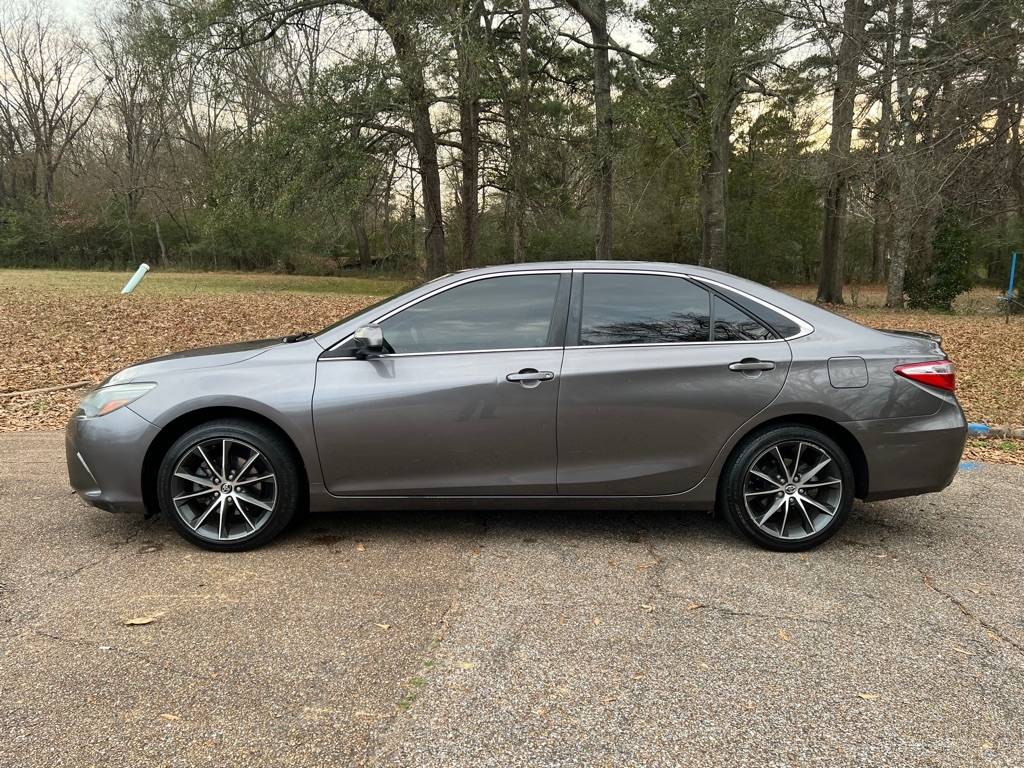 Toyota Camry XSE V6 2015