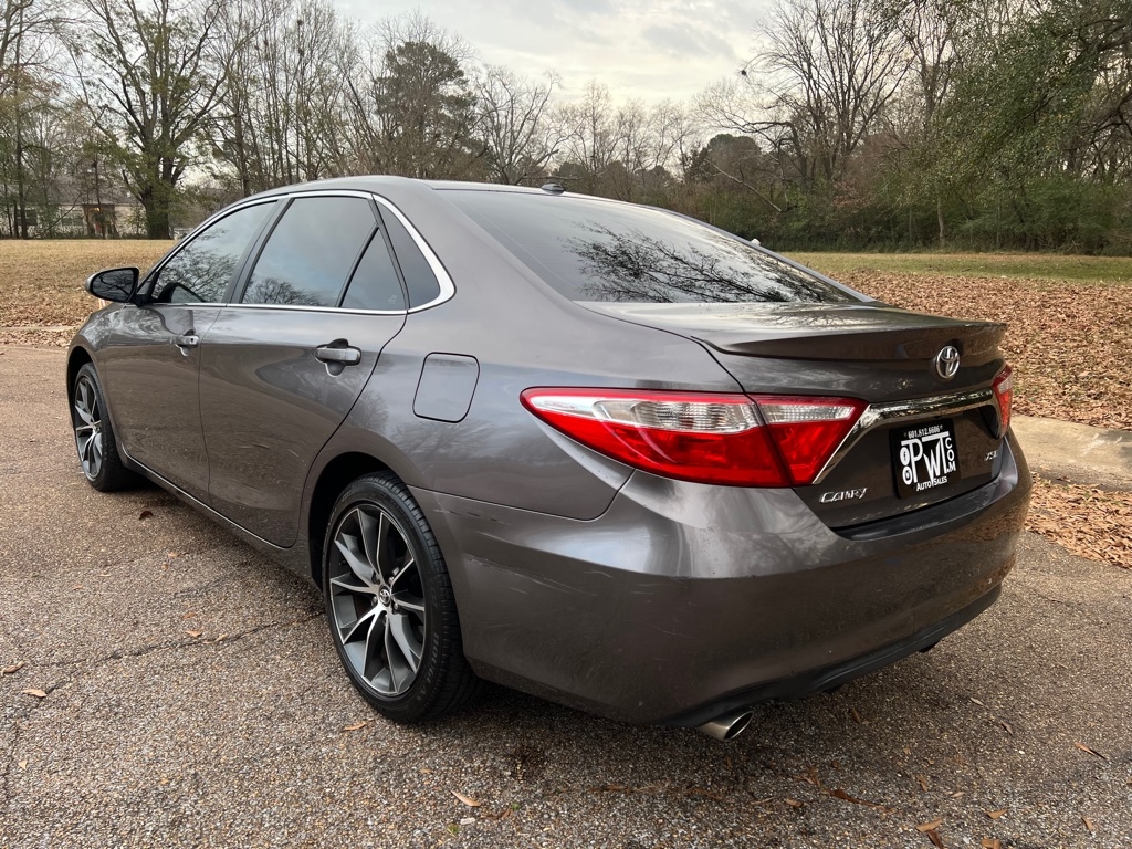 Toyota Camry XSE V6 2015