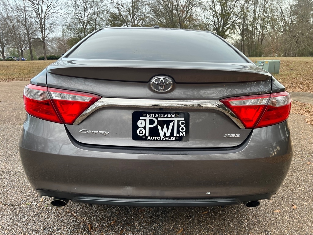 Toyota Camry XSE V6 2015