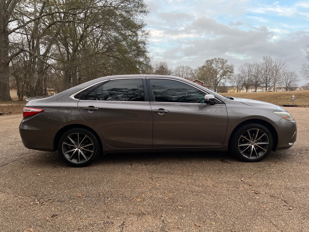 Toyota Camry XSE V6 2015