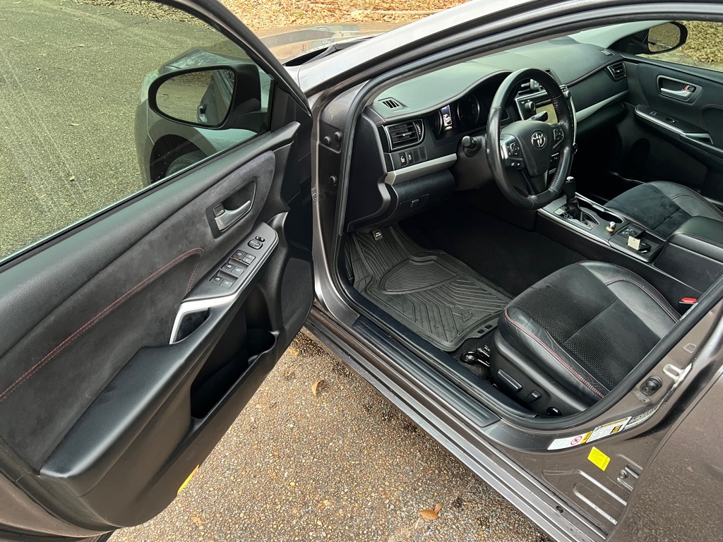 Toyota Camry XSE V6 2015