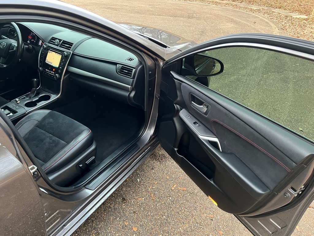 Toyota Camry XSE V6 2015