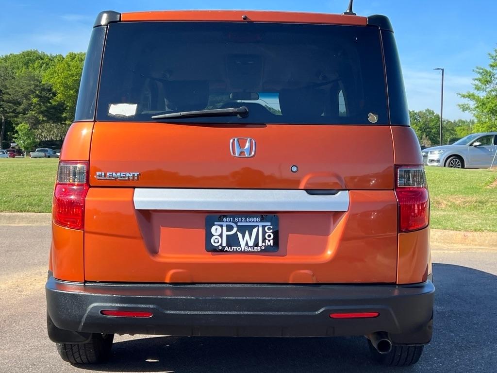 Honda Element EX 2WD AT 2010