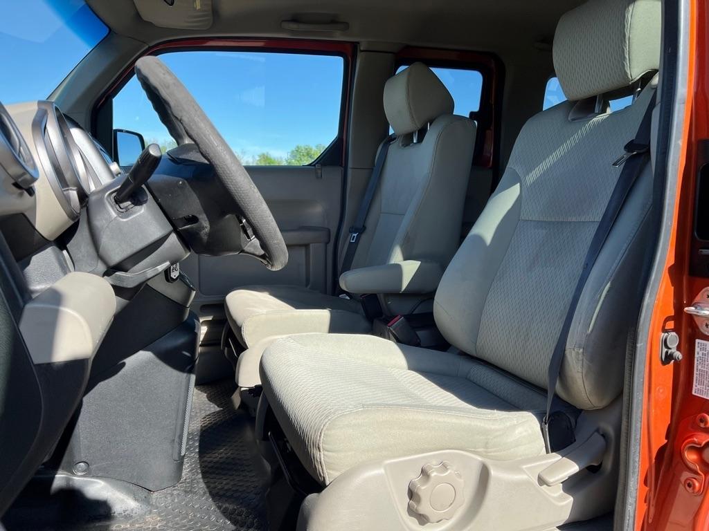 Honda Element EX 2WD AT 2010