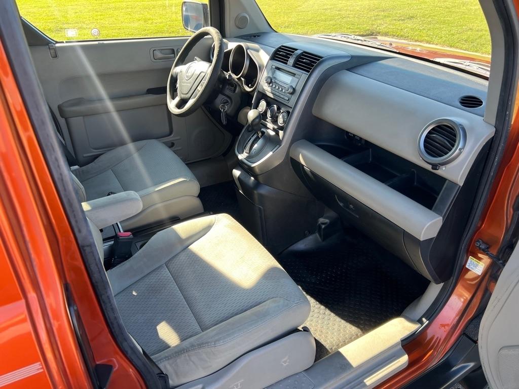 Honda Element EX 2WD AT 2010