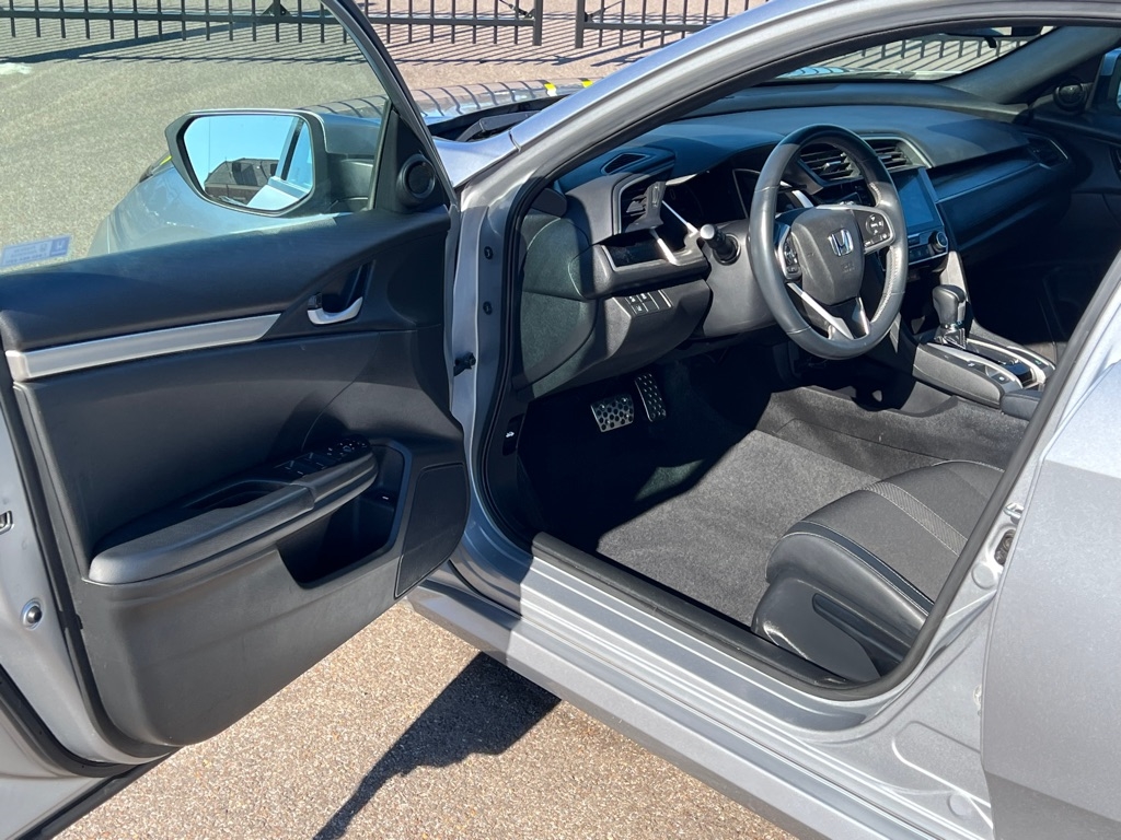 Honda Civic Sport 2021