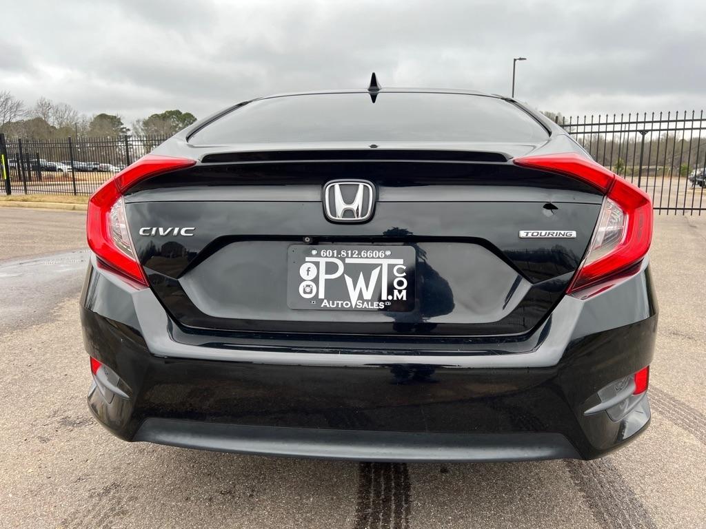 Honda Civic Touring Sedan CVT 2016