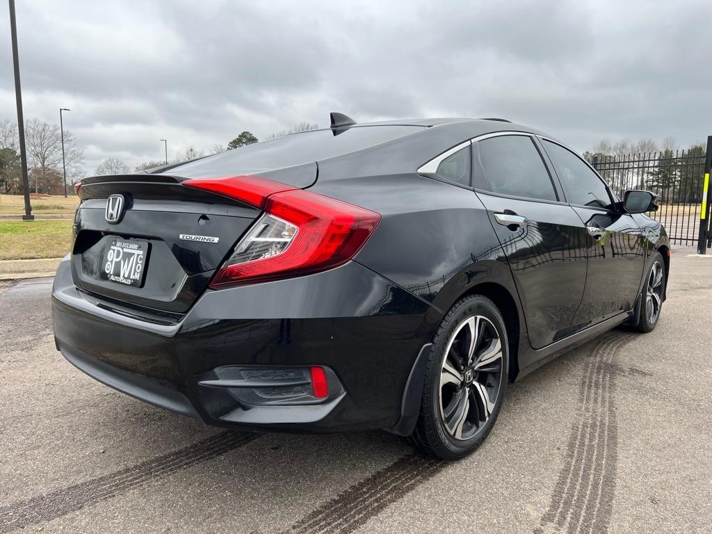 Honda Civic Touring Sedan CVT 2016