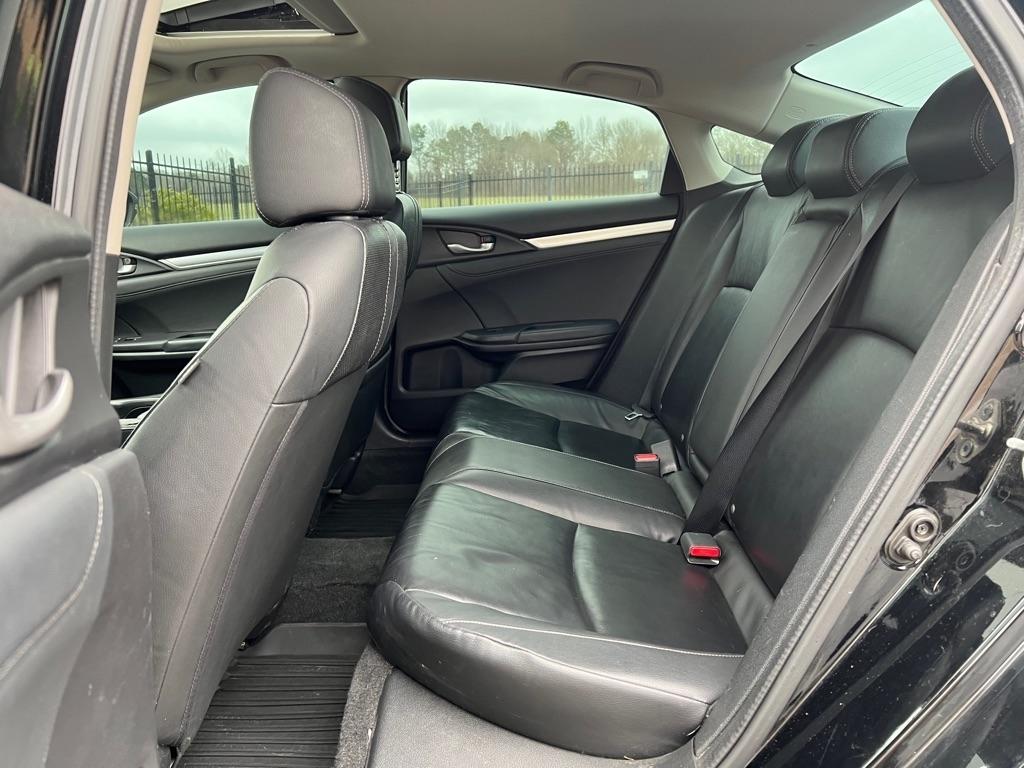 Honda Civic Touring Sedan CVT 2016