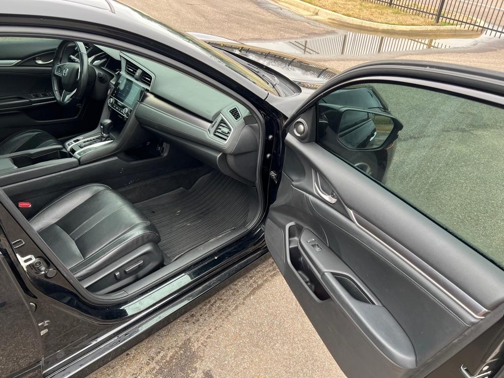 Honda Civic Touring Sedan CVT 2016