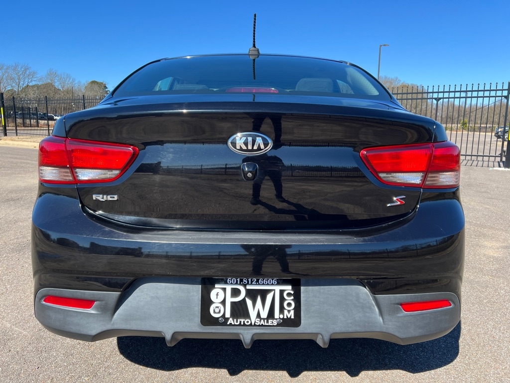 Kia Rio  2018
