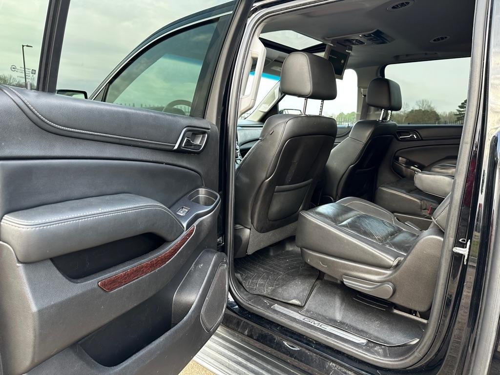 GMC Yukon XL SLT 2WD 2016