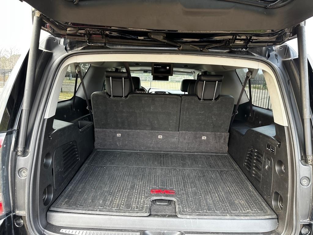 GMC Yukon XL SLT 2WD 2016