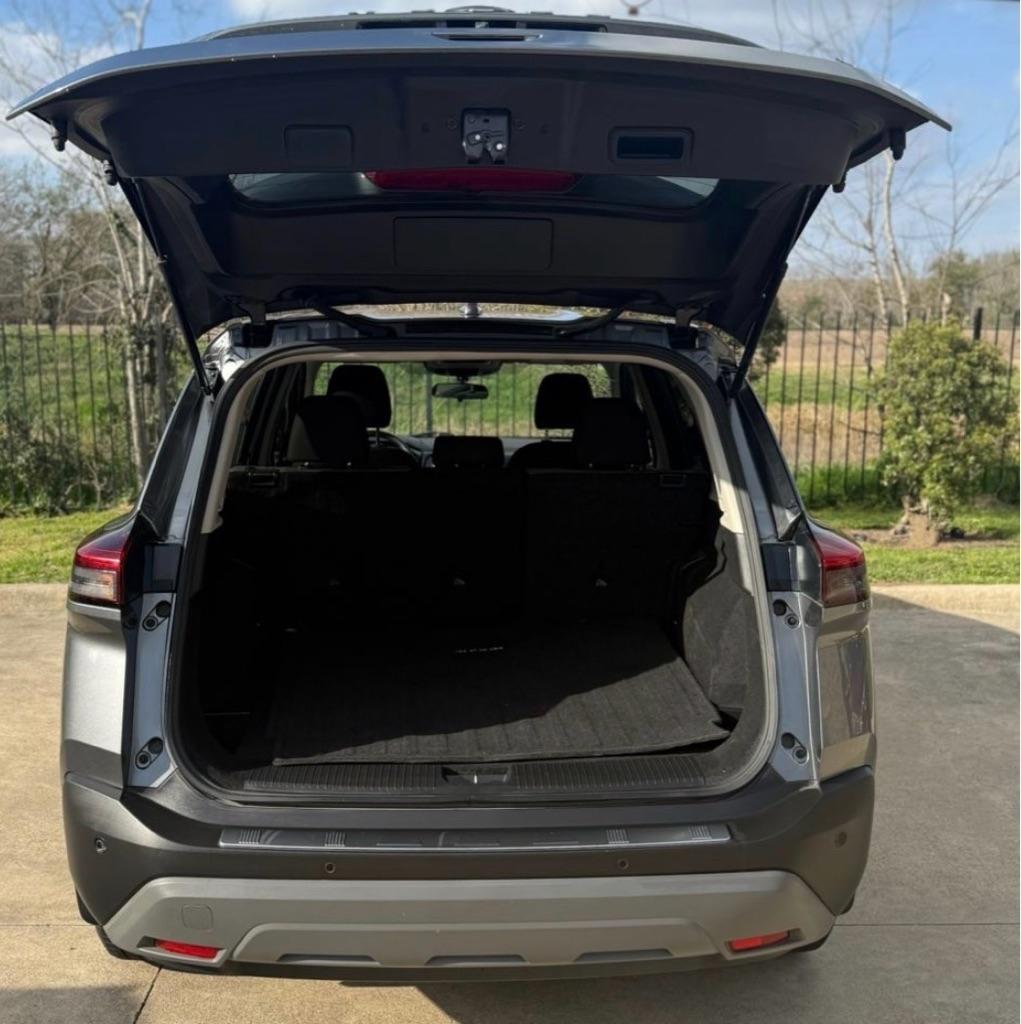 Nissan Rogue SV 2023