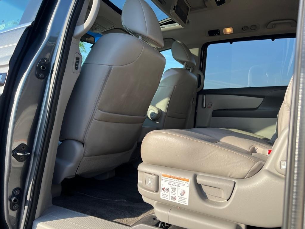 Honda Odyssey Touring 2012