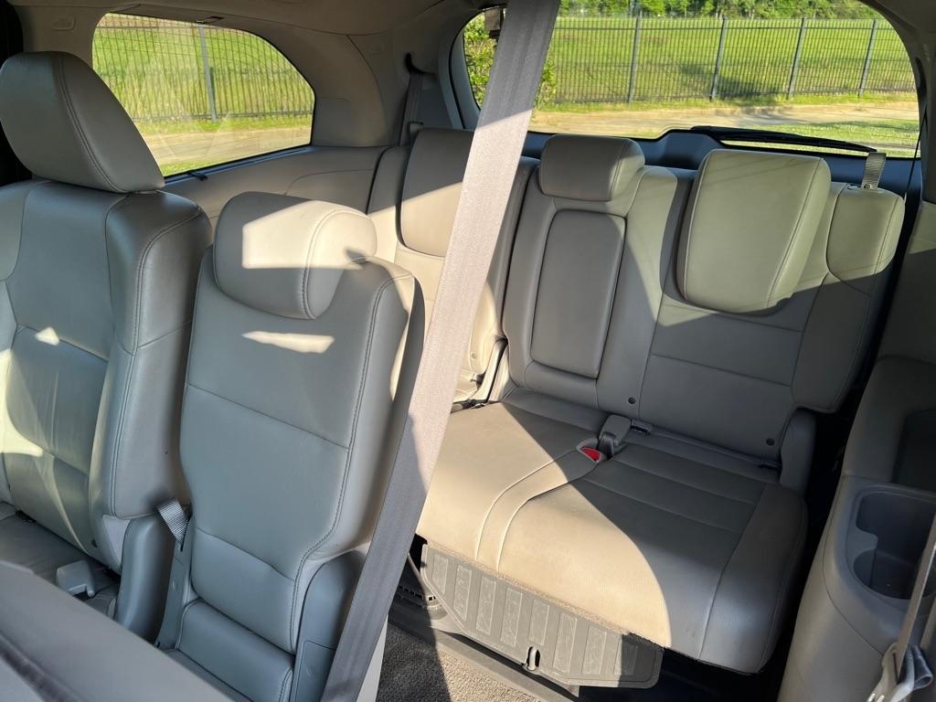 Honda Odyssey Touring 2012