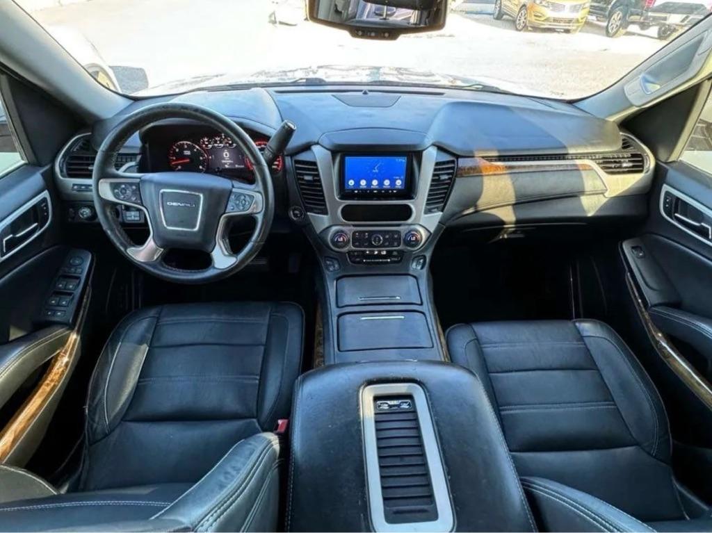 GMC Yukon Denali 4WD 2015