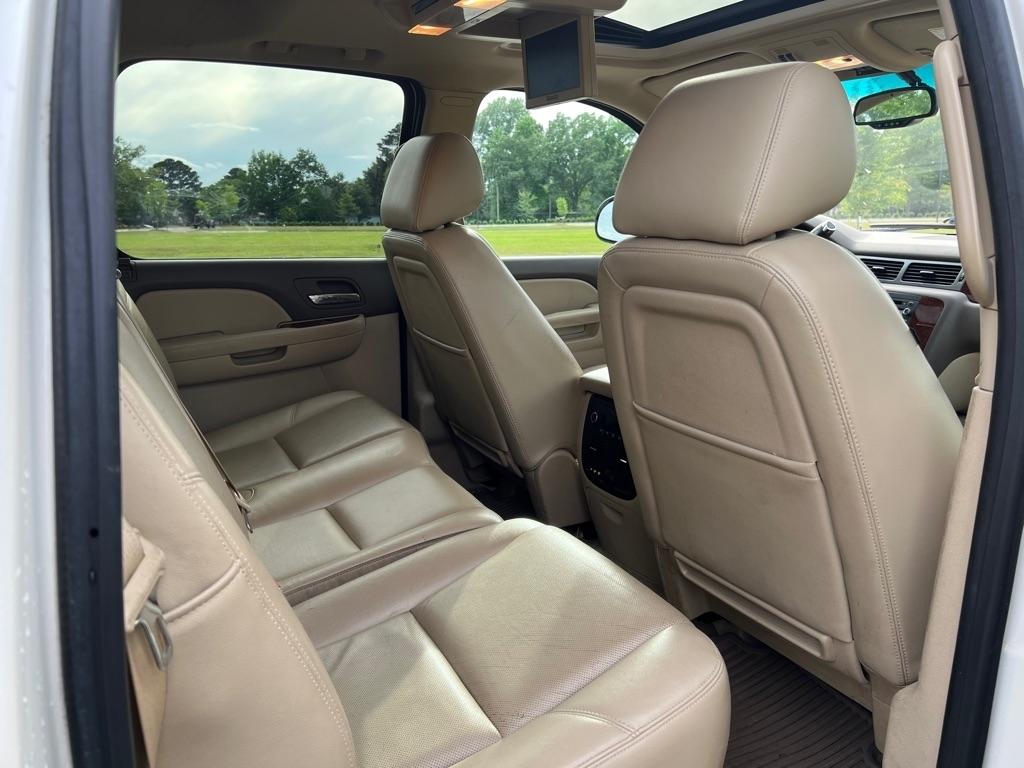 Chevrolet Avalanche LTZ 4WD 2013