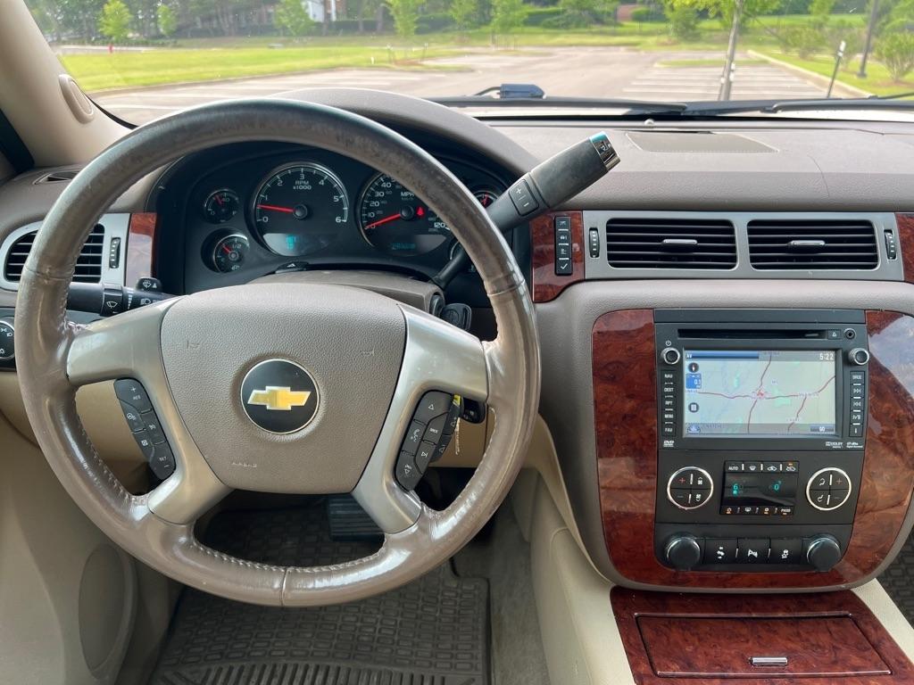 Chevrolet Avalanche LTZ 4WD 2013