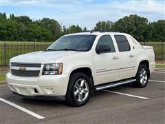 2013 Chevrolet Avalanche 