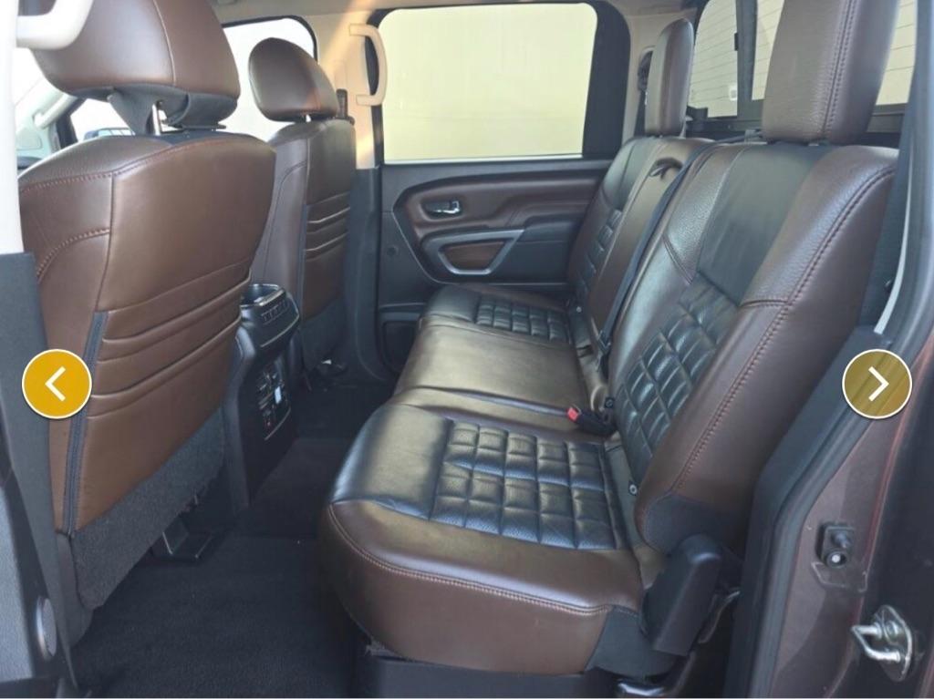 Nissan Titan SV Crew Cab 2WD 2017