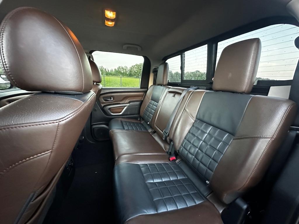 2017 Nissan Titan Platinum Reserve - Photo 8