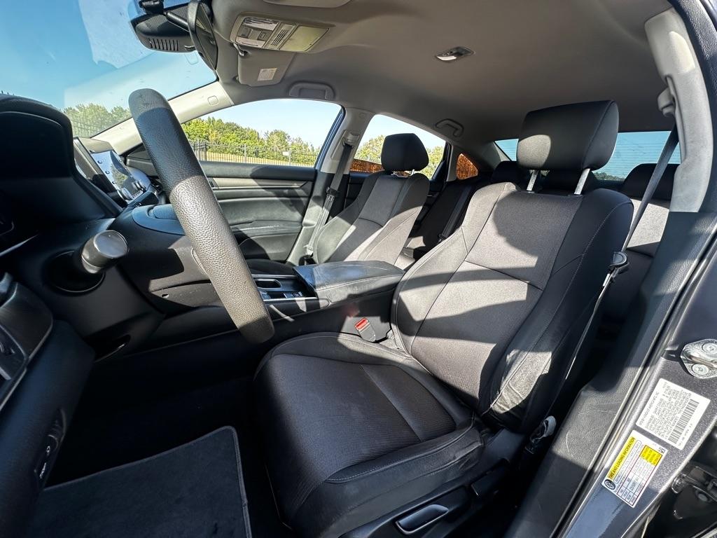 Honda Accord LX CVT 2018