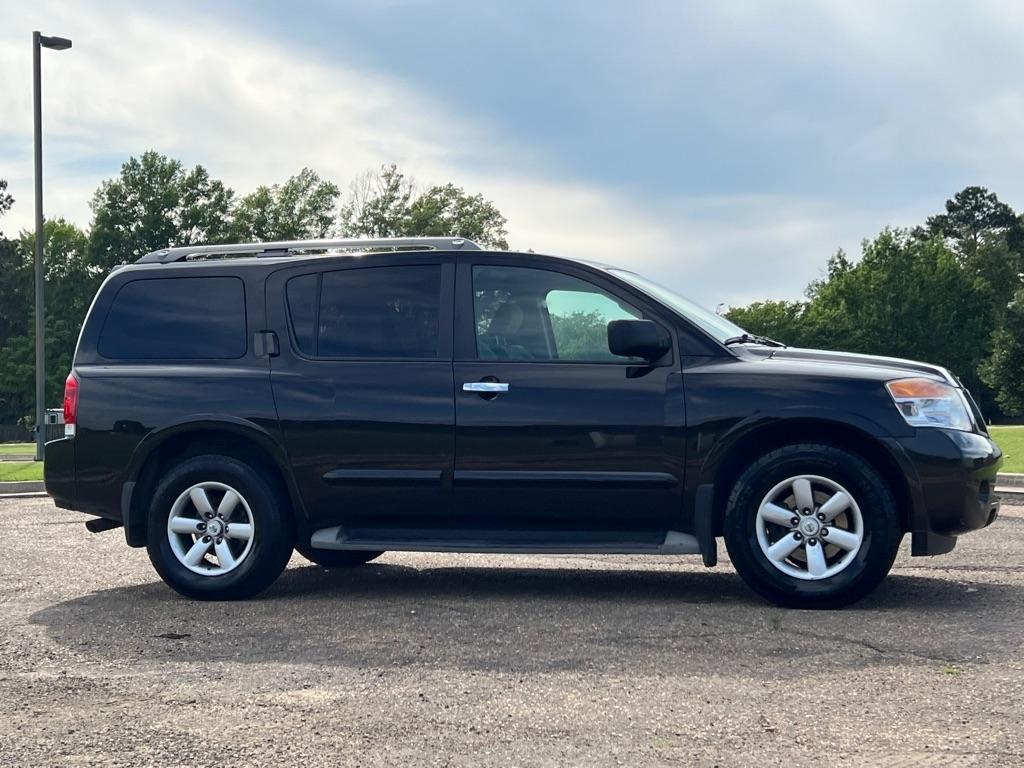Nissan Armada SV 2WD 2015