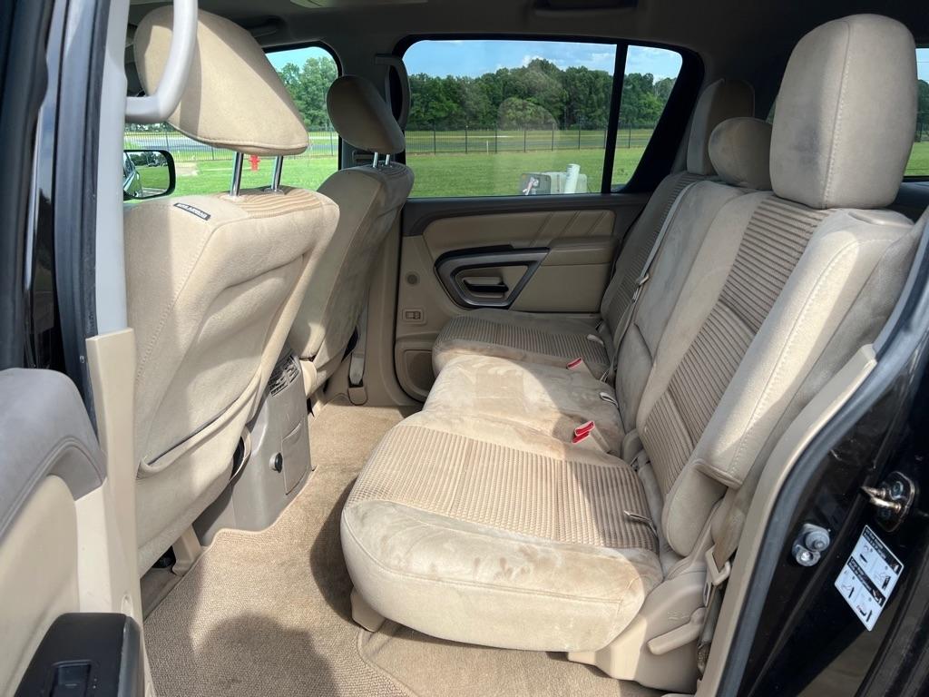Nissan Armada SV 2WD 2015
