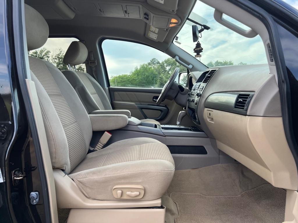Nissan Armada SV 2WD 2015