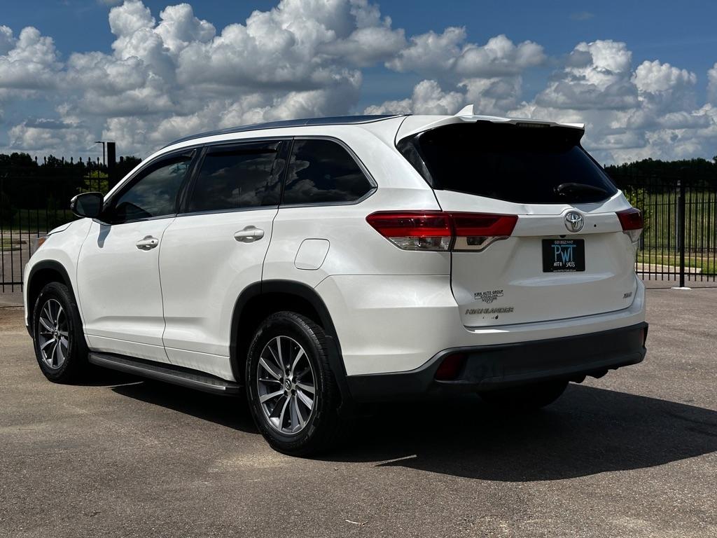 Toyota Highlander XLE 2017