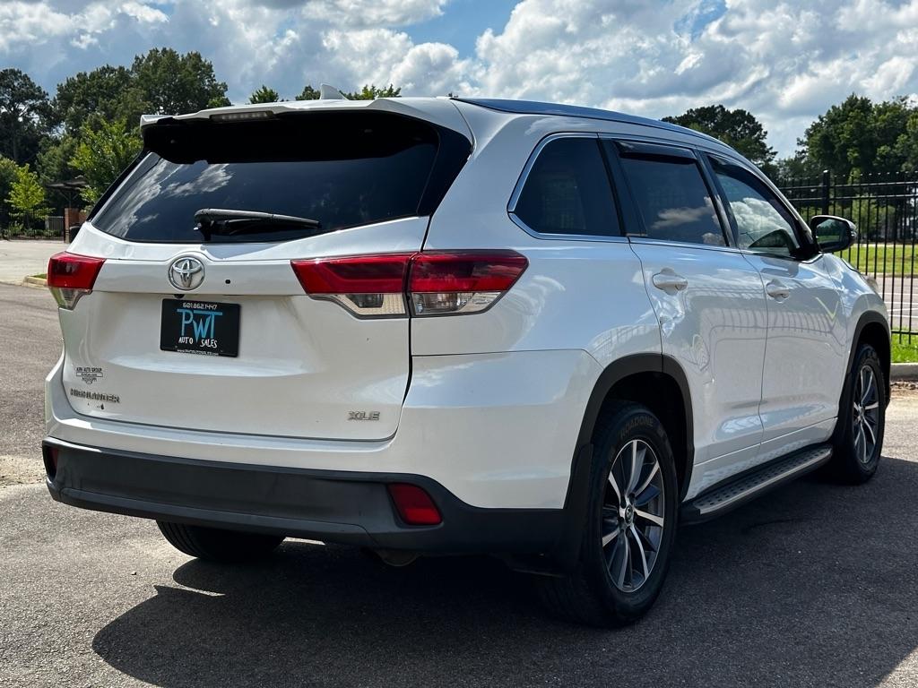 Toyota Highlander XLE 2017