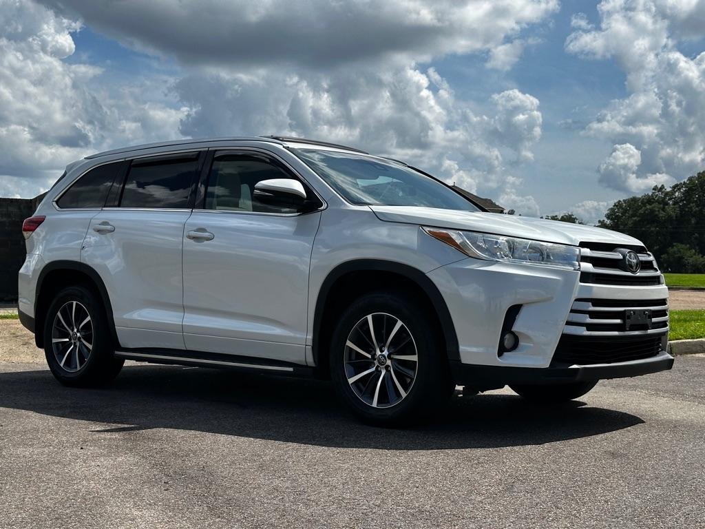 Toyota Highlander XLE 2017