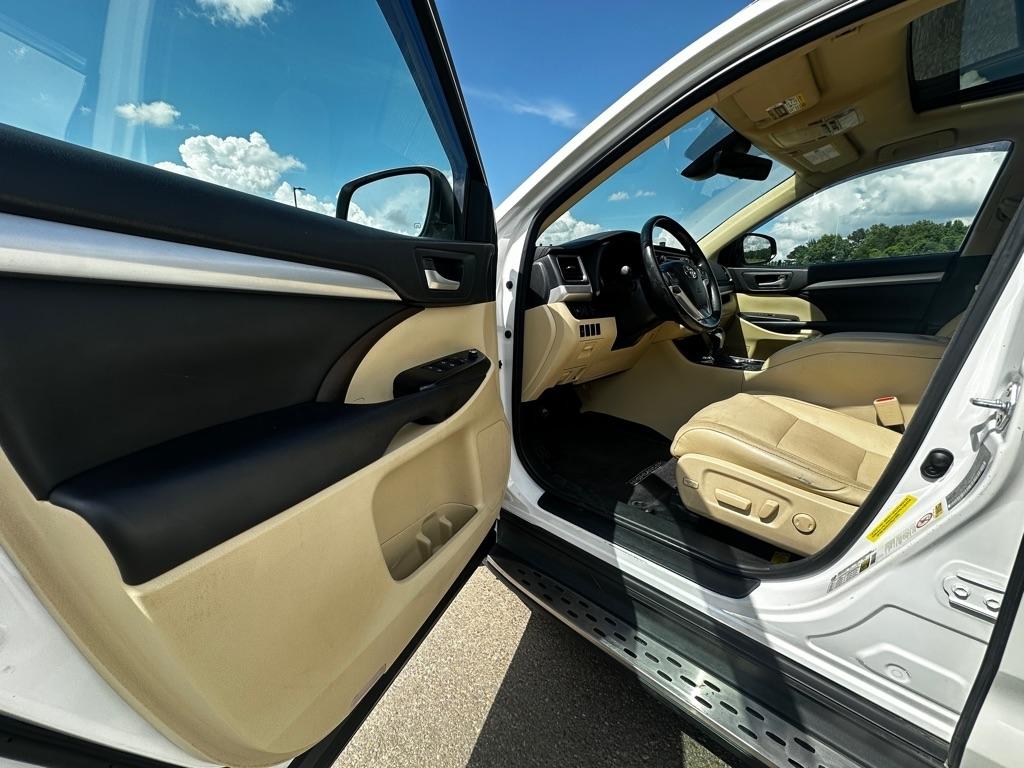 Toyota Highlander XLE 2017