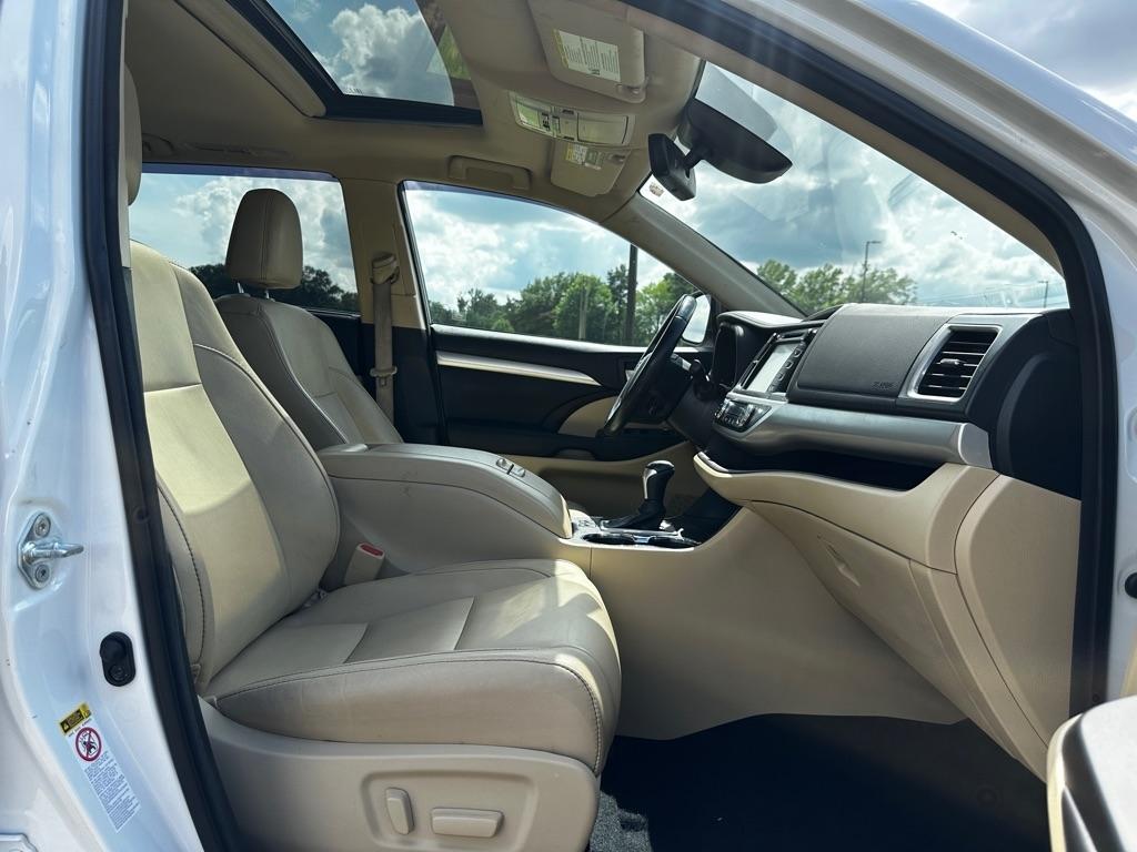 Toyota Highlander XLE 2017