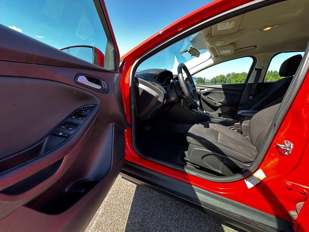 Ford Focus SE Hatch 2017